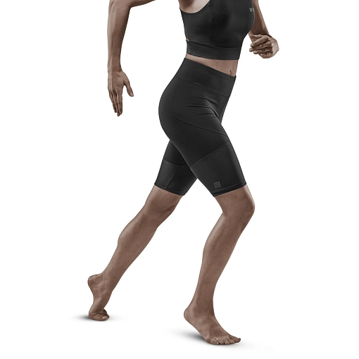 Женские компрессионные ультралёгкие шорты CEP