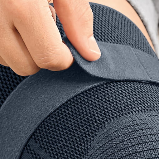 Бандаж коленный GENUMEDI PLUS с силиконовым пателлярным кольцом и ремнями