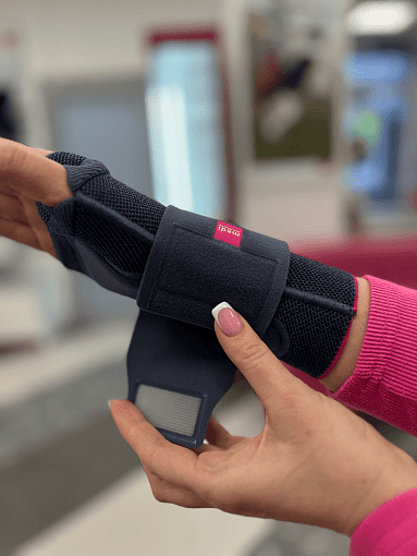 Бандаж на лучезапястный сустав Manumed active