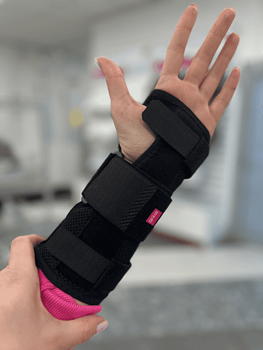 Шина для запястья MANUMED