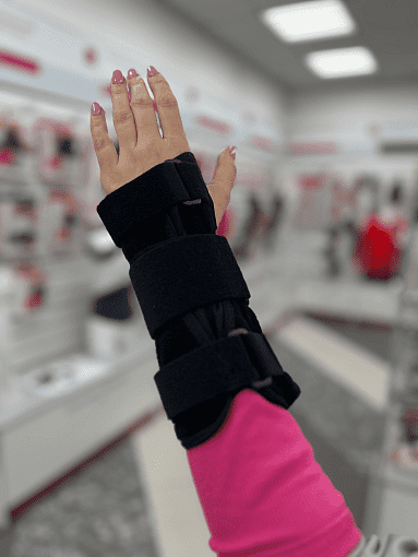 Шина для запястья MANUMED